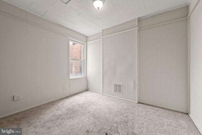 Building Photo - 225 N Luzerne Ave