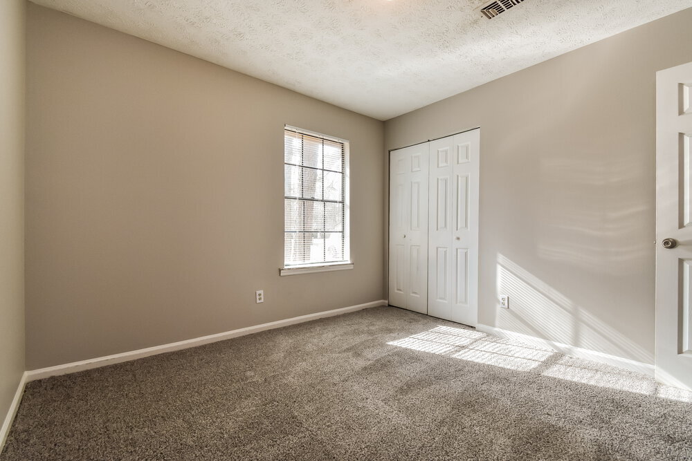 Building Photo - 115 Doubletrace Ln