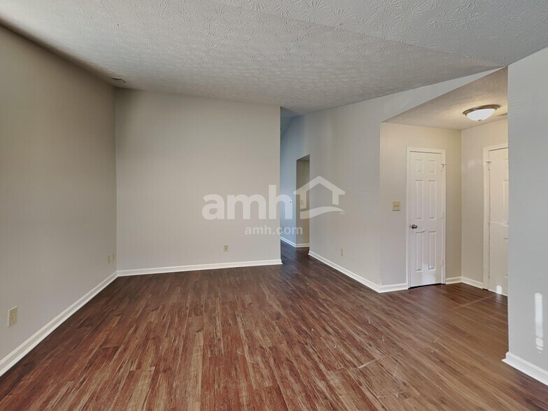 Building Photo - 1354 Millridge Dr