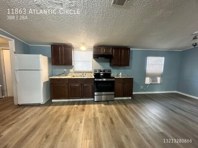 Building Photo - 11863 Atlantic Cir