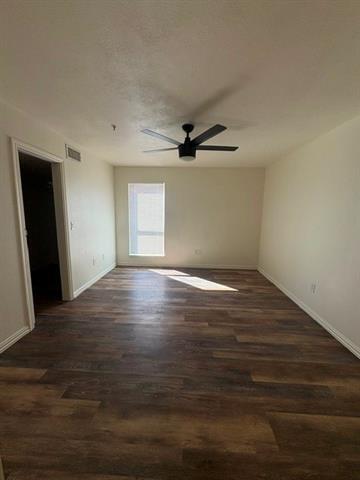 Building Photo - 7522 Holly Hill Dr