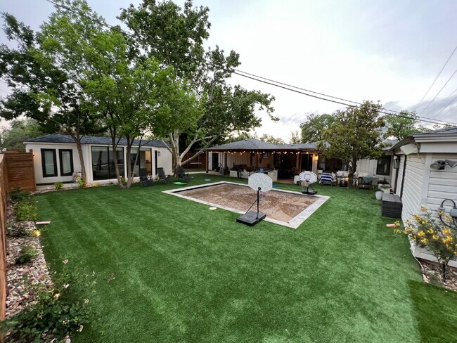 Building Photo - A Standard of Excellence in Tech Terrace!