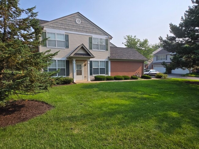 Building Photo - 24166 Walnut Cir