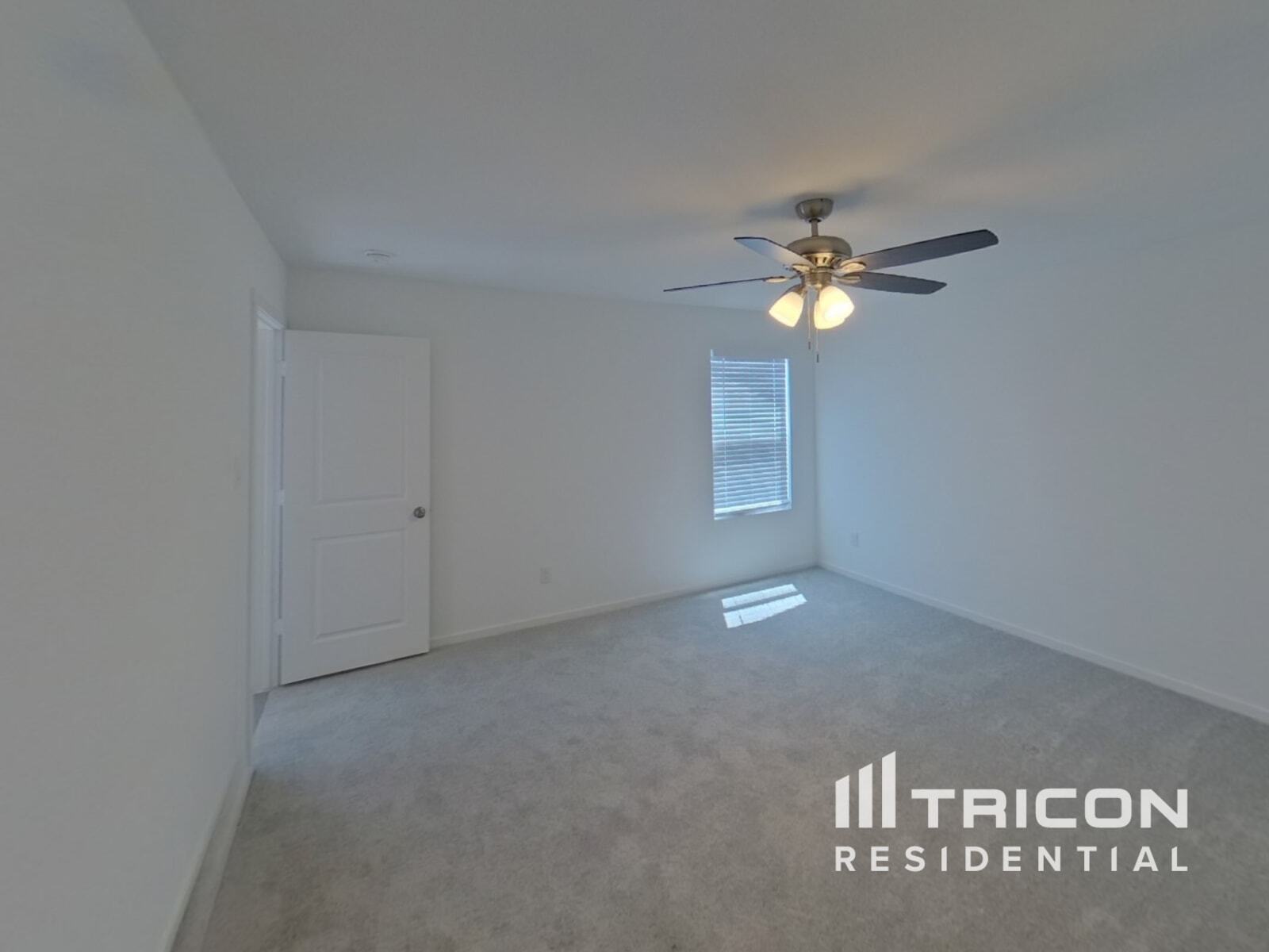 Building Photo - 838 Ponderosa Ln