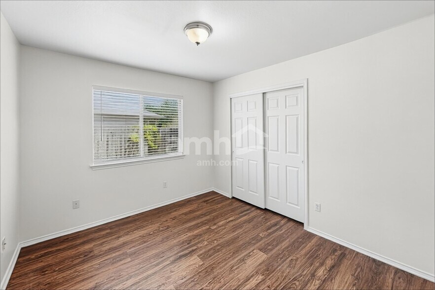 Building Photo - 168 Keegans Way
