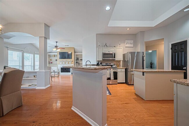 Building Photo - 4502 Twin Elm Dr
