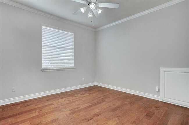Building Photo - 10140 Brimfield Dr