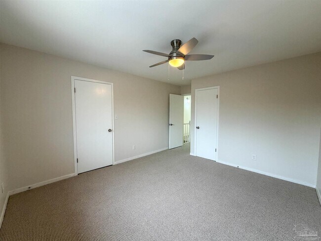 Building Photo - 4221 Brookside Dr