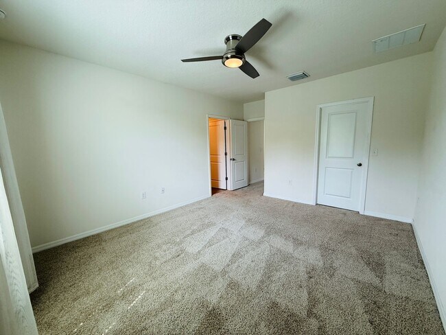 Building Photo - 2856 Suncoast Blend Dr