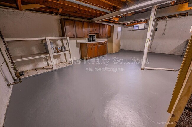Building Photo - 10200 Tappan Dr