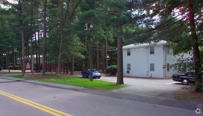 Building Photo - Pine Tree Gardens