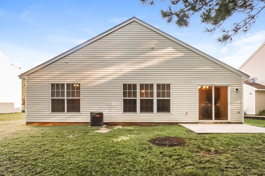 Building Photo - 5227 Moonlight Trail SW