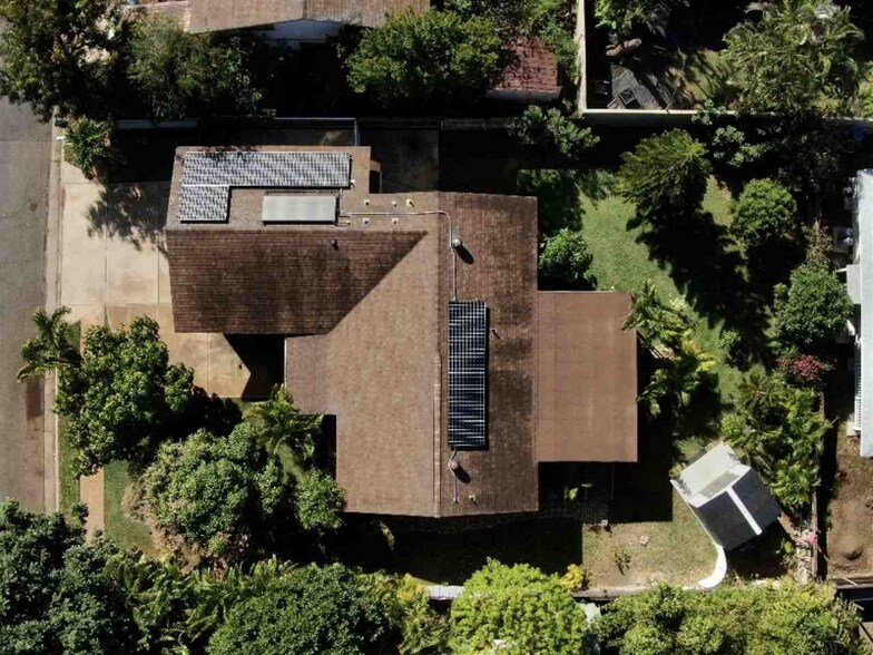 Building Photo - 13 Waikalani Pl