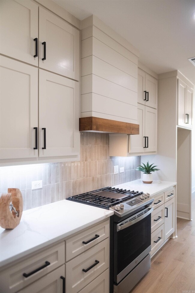 Building Photo - 141 Ridgeview Trl