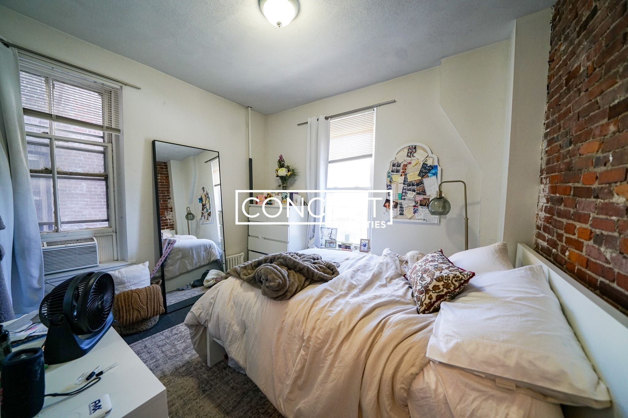 Building Photo - 168 Northampton St