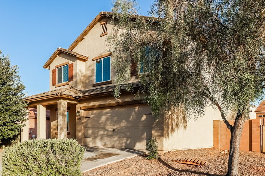 Building Photo - 8237 W Kittiwake Ln