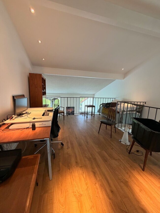 Building Photo - Fully Furnished 2-Bedroom Home in Orcutt – Available August 1, 2026