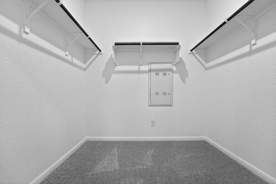 Building Photo - 203 Betsy Rd