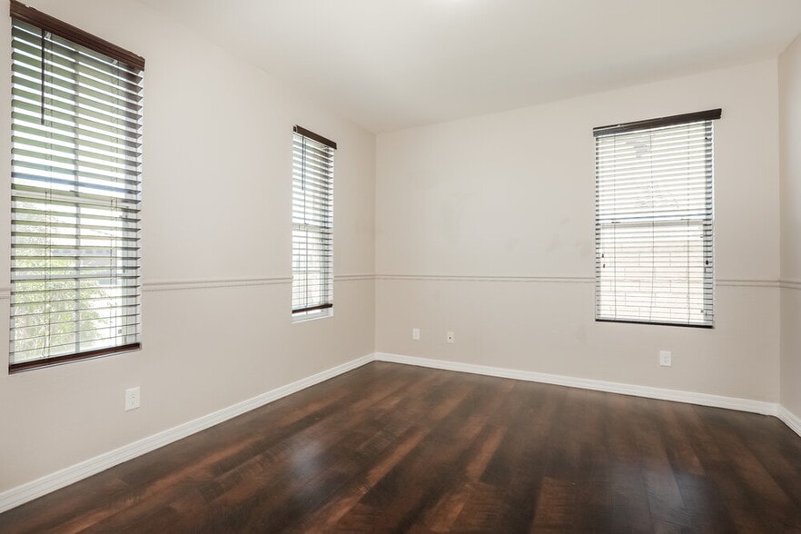 Building Photo - 22258 E Cherrywood Ct
