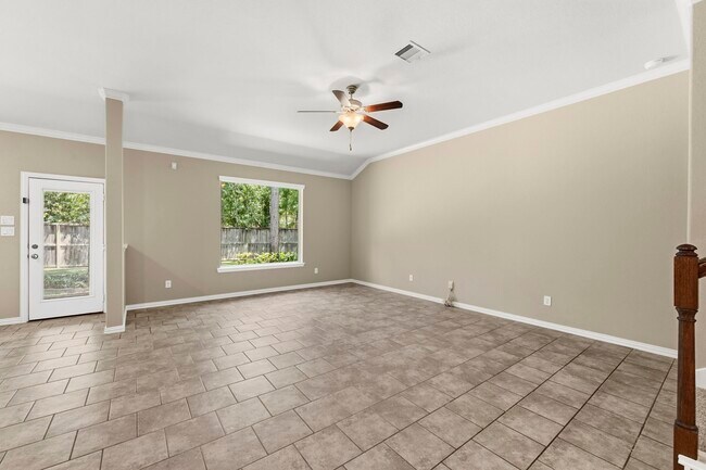 Building Photo - 34 Sawbridge Cir