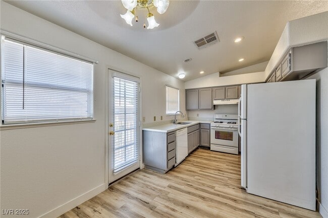 Building Photo - 8004 Cetus Cir