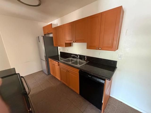 Building Photo - 3030 Alta View Dr