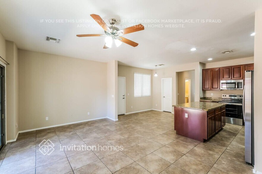Building Photo - 9356 W Cordes Rd