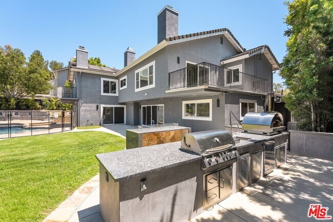 Building Photo - 22405 Calipatria Dr