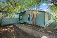 Building Photo - 2107 Rain Water Dr