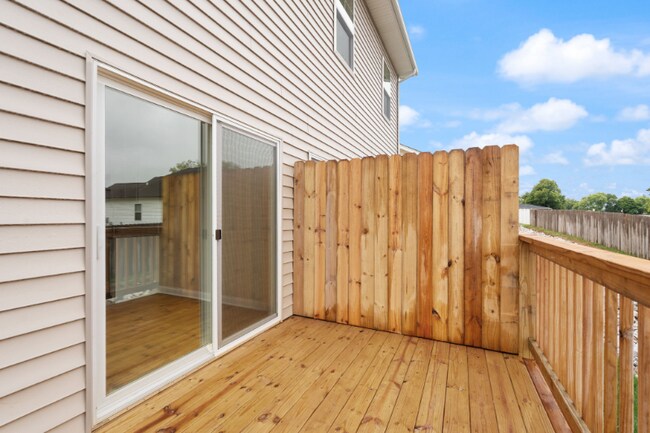 Building Photo - 1577 CYPRESS Cv NW