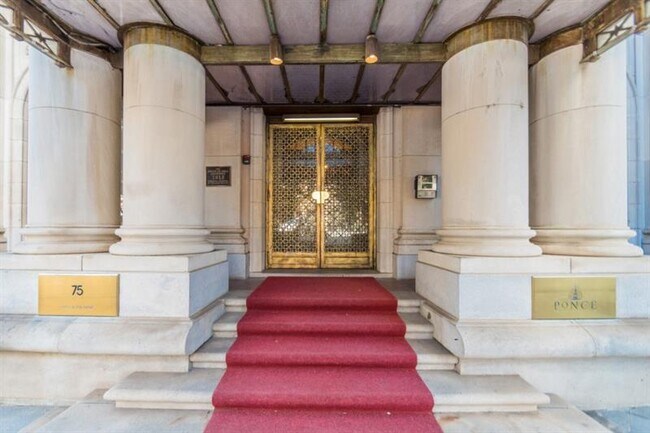 Building Photo - 75 Ponce De Leon Ave NE