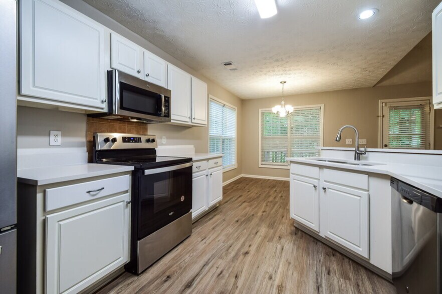 Building Photo - 1016 Fishback Way