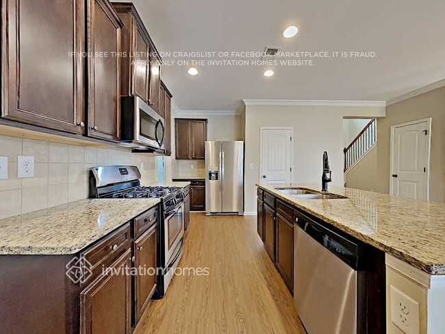 Building Photo - 4725 Roseman Trail