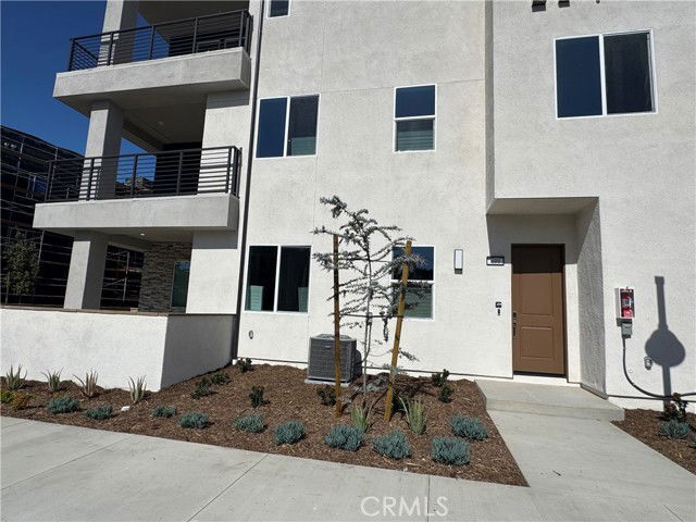 Building Photo - 499 Mulligan