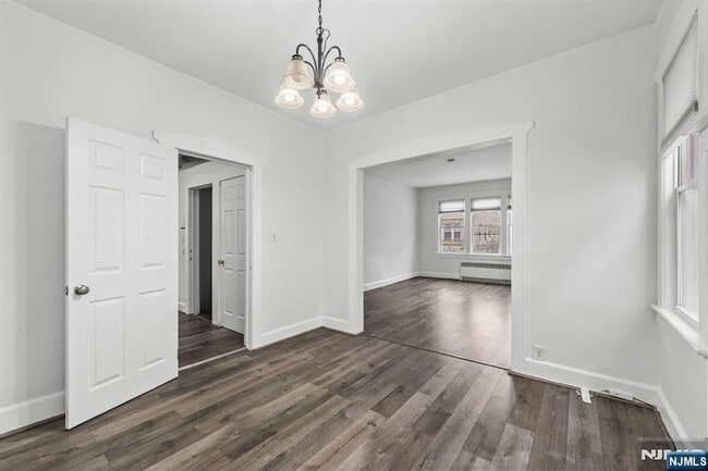 Building Photo - 105 Van Riper Ave