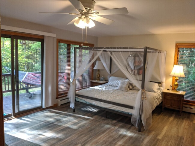 Building Photo - 66 Paquette Dr