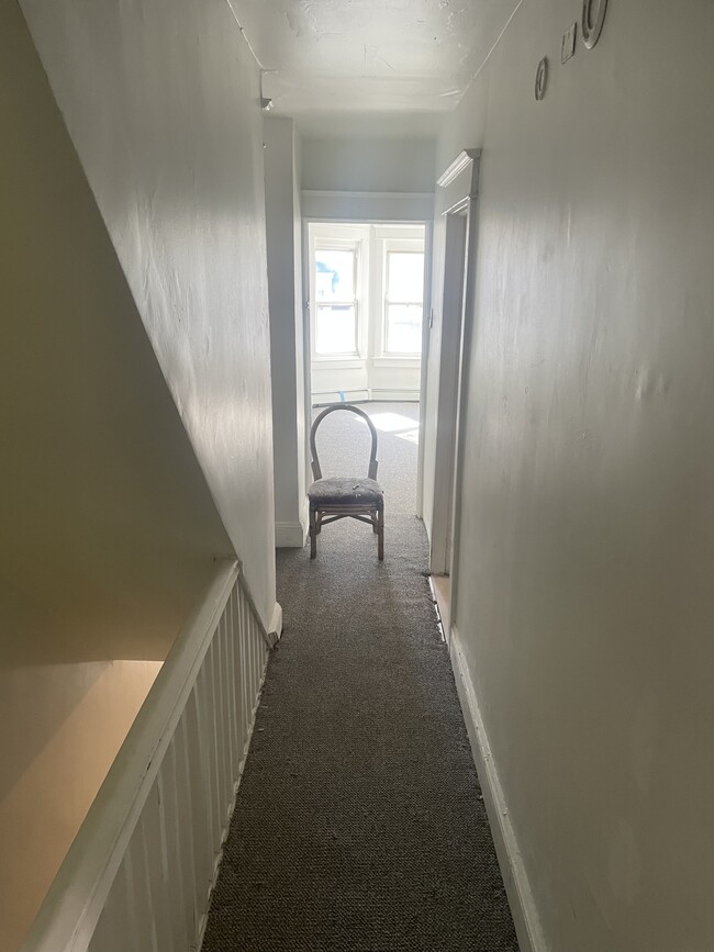 Building Photo - 236 Rosemont Ave