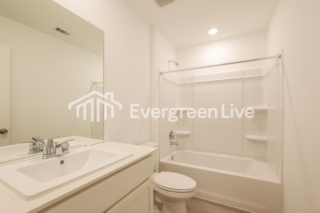 Building Photo - 19747 US-59