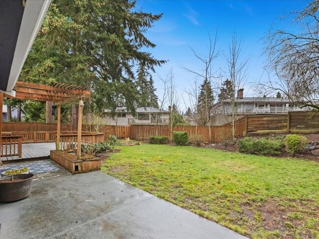 Building Photo - 24201 Firdale Ave