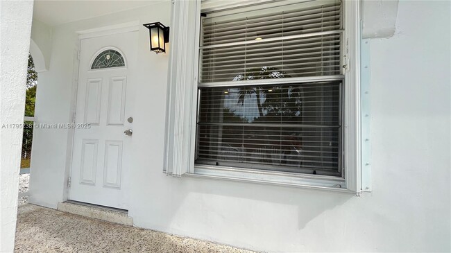 Building Photo - 1807 NW 33rd St