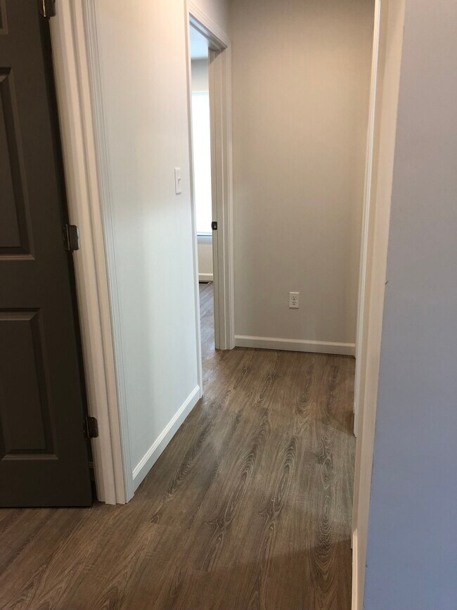 Building Photo - 1423 Union St