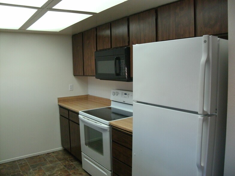 Building Photo - 1253 Lancers Ln