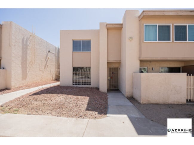 Building Photo - Discover the Perfect Blend of Comfort and ...