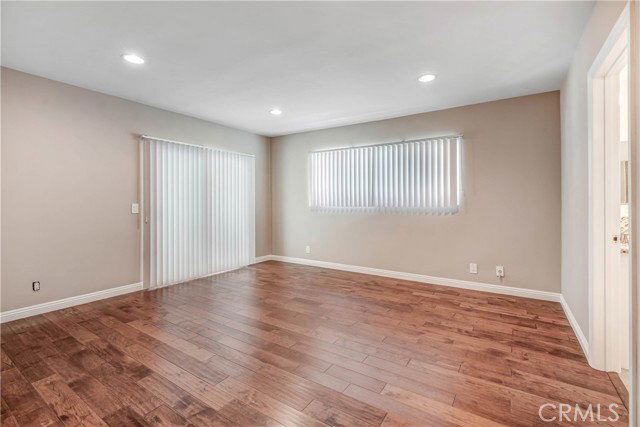 Building Photo - 5437 Castle Knoll Rd