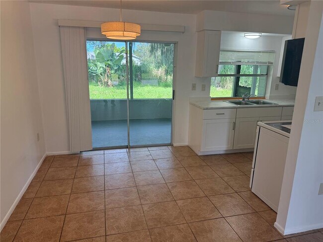 Building Photo - 3412 Spainwood Dr