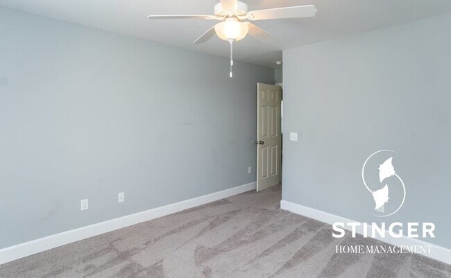 Building Photo - 17 Kaminsky Ln