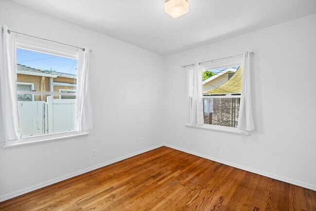 Building Photo - 5342 Emporia Ave