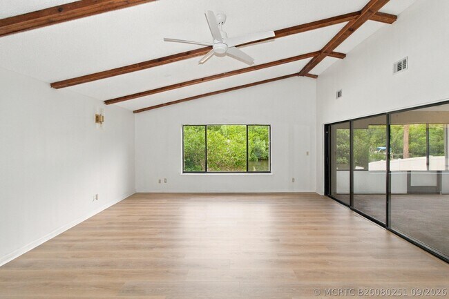 Building Photo - 1309 SE Coral Reef St