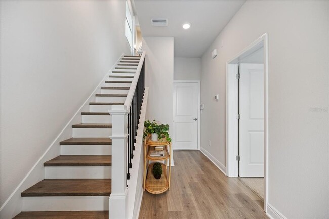 Building Photo - 2462 Mangum Ct