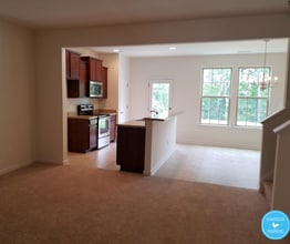 Building Photo - 49 E Grove Point Dr